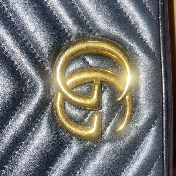 Gucci Marmont Black Small Shoulder Bag - Picture 11 of 16